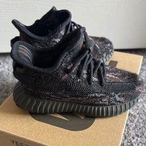 Yeezy Boost 350 V2 Infant 'MX Rock' - Size 7K